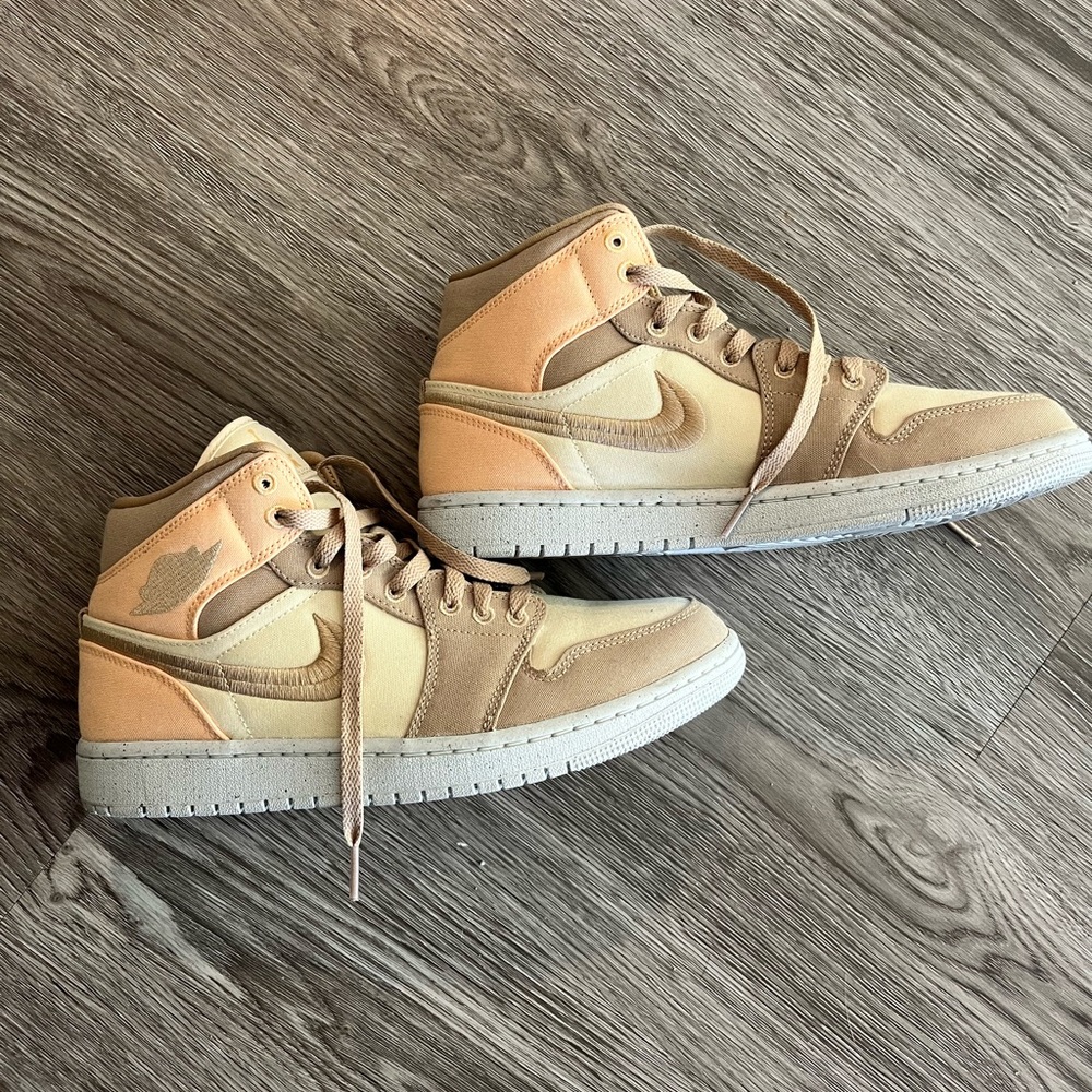 Size 9.5 women’s air Jordan sneakers